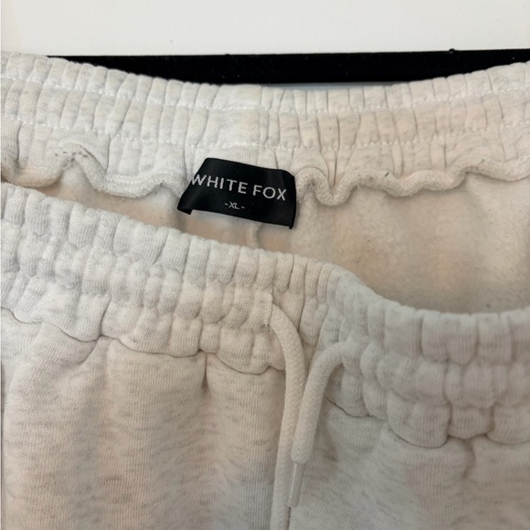 White Fox Boutique Set - Picture 6 of 8